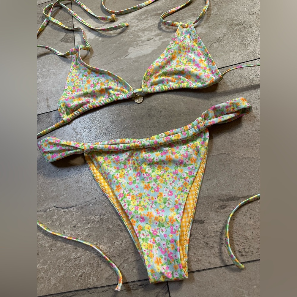 Kulani Kinis X Lounge Bikini Set in Coco Mango - Picture 2 of 6